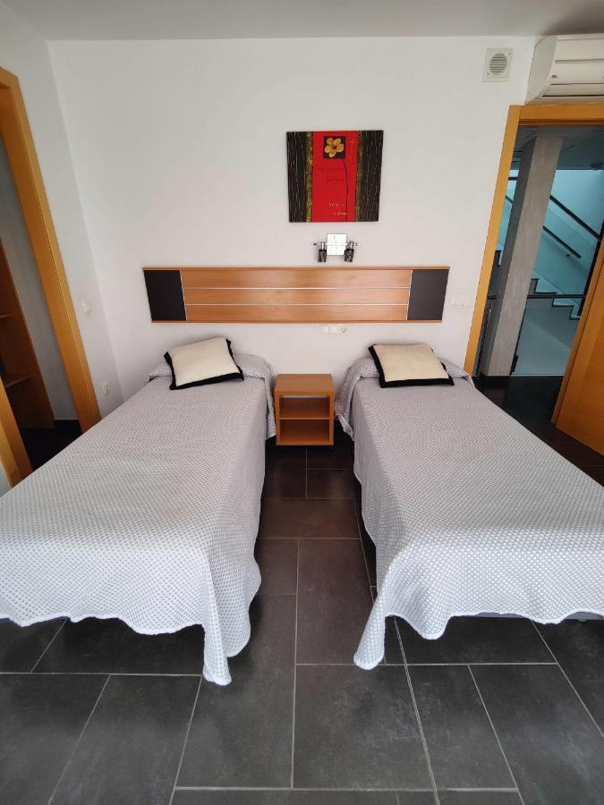 Hostal Manel Pineda de Mar Zewnętrze zdjęcie