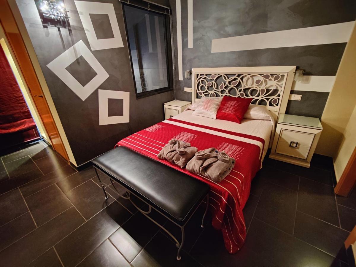 Hostal Manel Pineda de Mar Zewnętrze zdjęcie