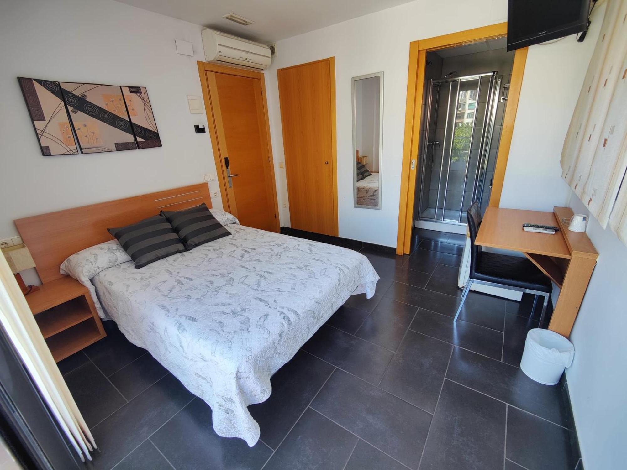 Hostal Manel Pineda de Mar Zewnętrze zdjęcie