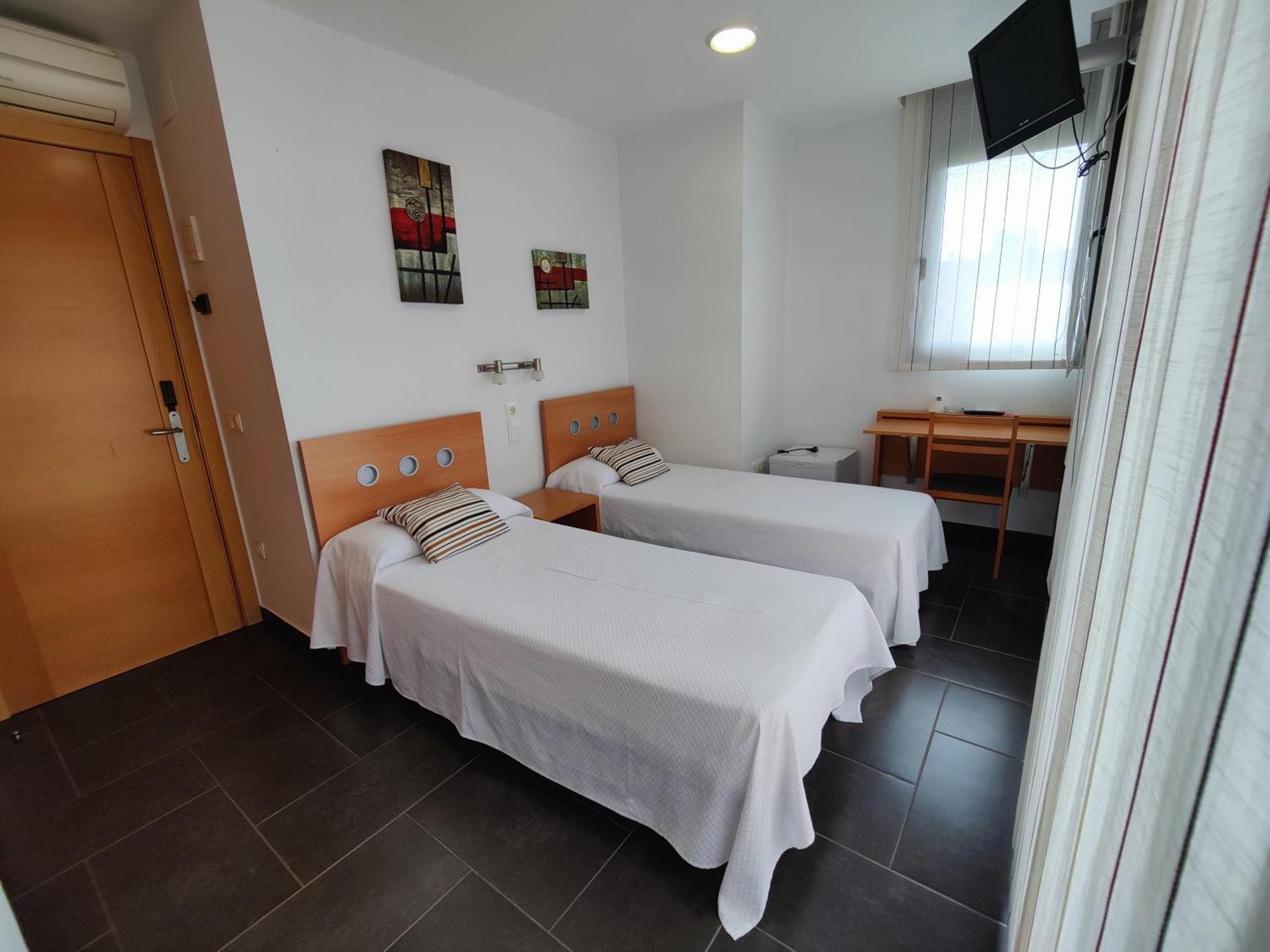 Hostal Manel Pineda de Mar Zewnętrze zdjęcie
